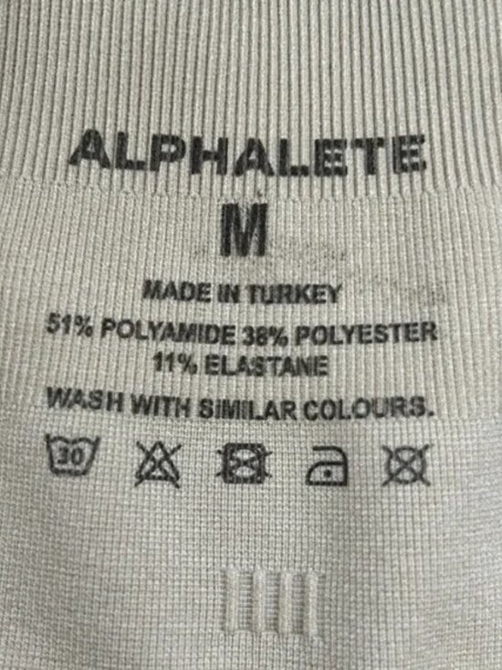 Alphalete pump mid rise shorts cream women's size M NWOT - Picture 7 of 7